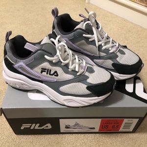 Fila Envizion Sneakers in Lilac